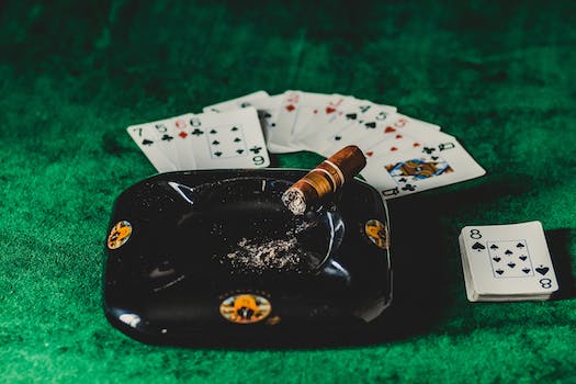 Polished Play: Navigating Live Tables with Finesse and Etiquette in Poker